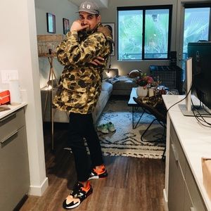 Meet your Posher, Derek